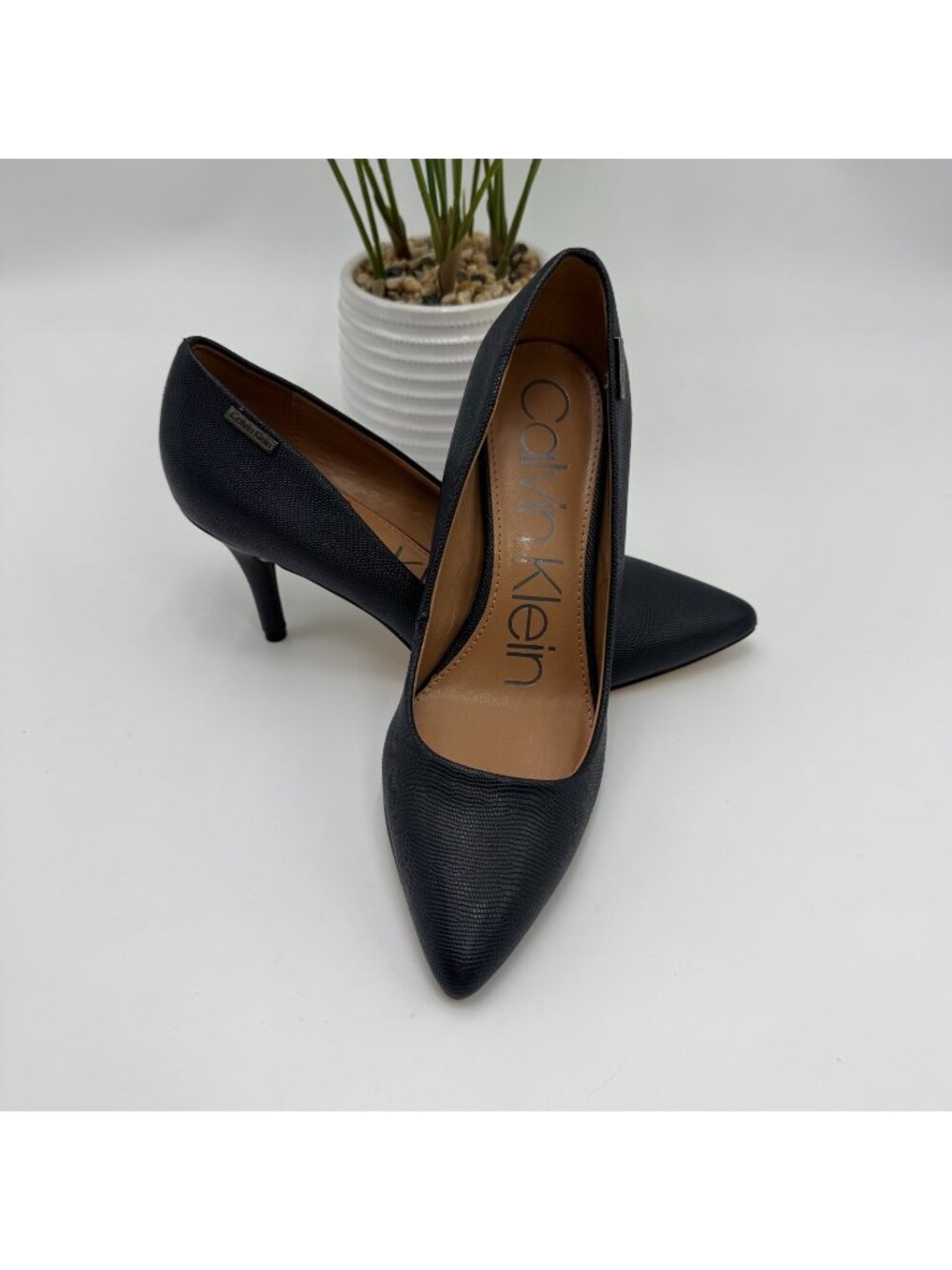 Calvin Klein Kimberly 3469491 Pump Heel Women's 6.5 Black Leather Stiletto Party